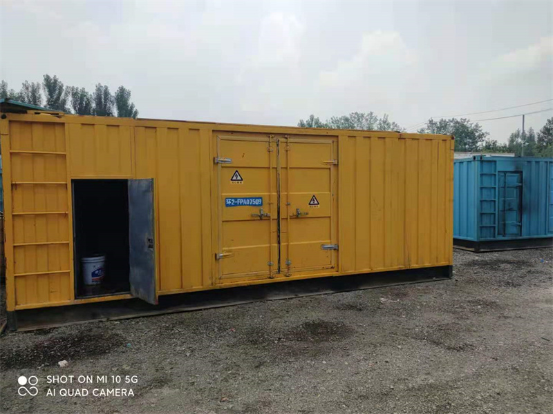 新野200KW柴油发电机组需要配备什么型号的电缆线？