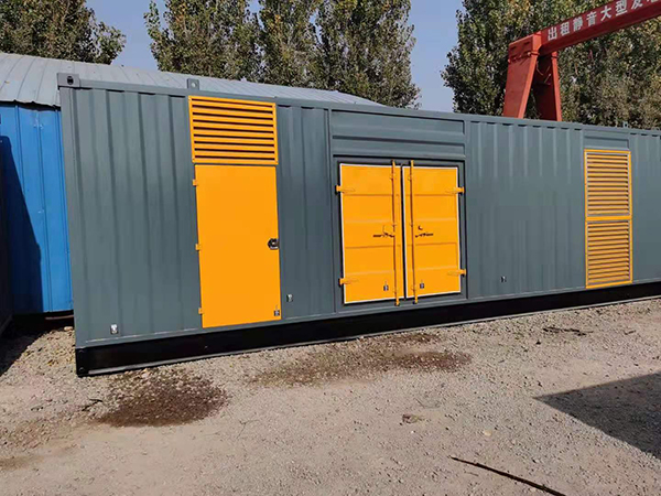 新野300kw 柴油发电机组用多大的空气开关？