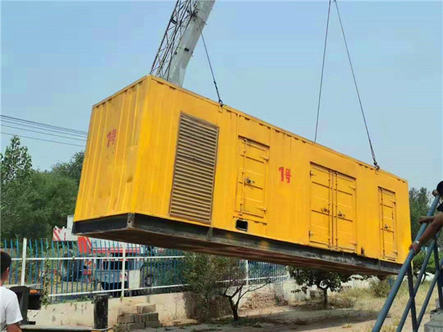 新野300KW柴油发电机组油耗是多少？