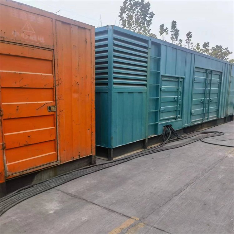 新野如何选择适合 600kW 柴油发电机组的热继电器？