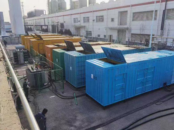 新野380V和690V电压的电缆线相同吗？